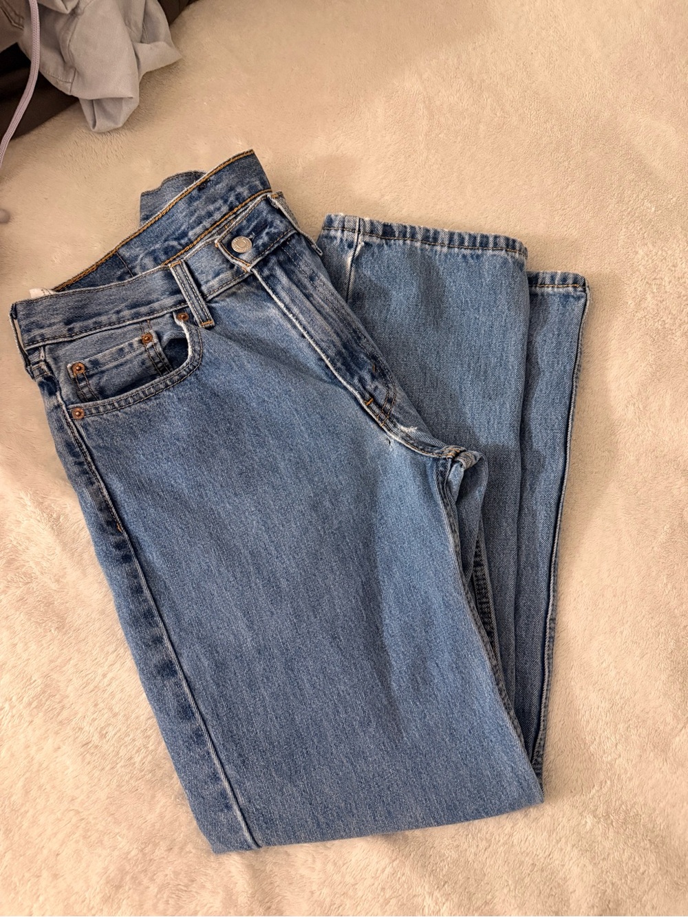 Levi's Women's Straight Leg Medium Blue Jeans